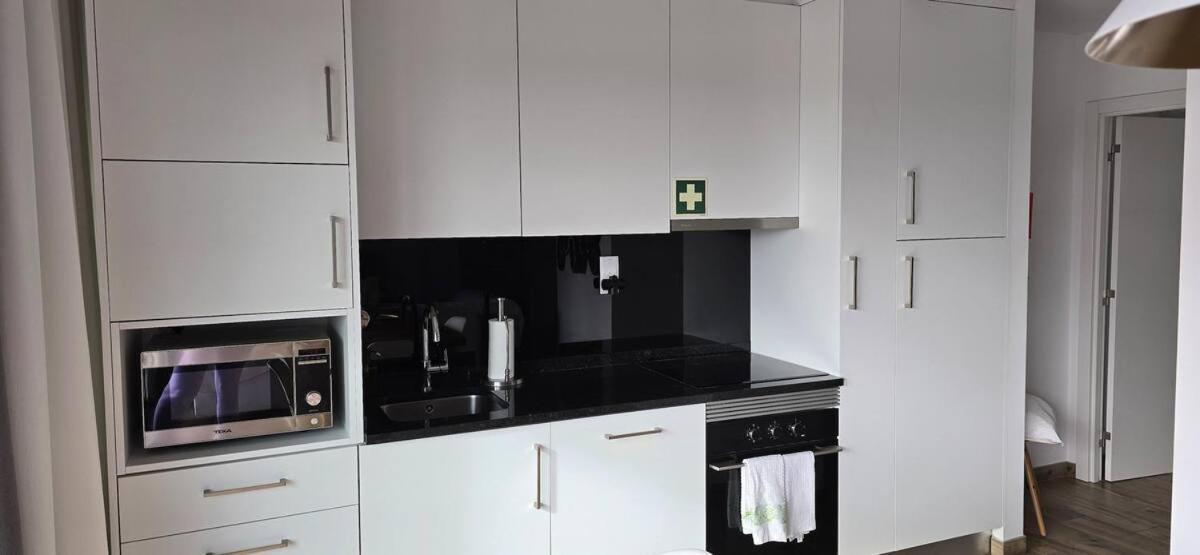 Iconik Design Apartments Aveiro Bagian luar foto